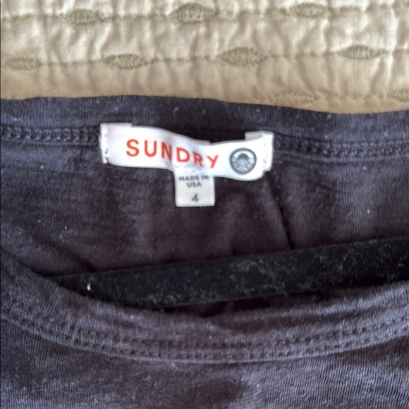 Sundry Women's Black Ruffled Long Sleeve Top Size 4/XL - Picture 4 of 6